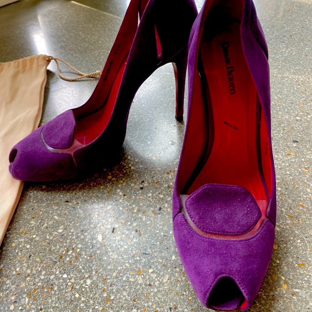 Cesare Paciotti suede purple pump